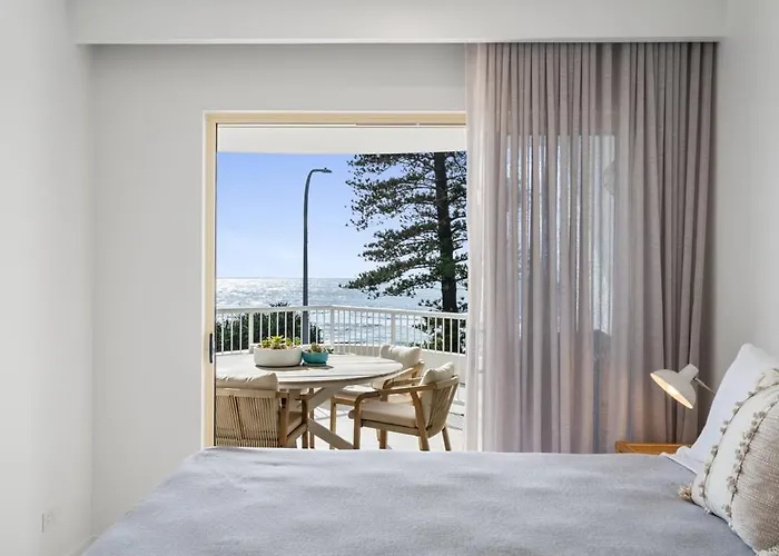 6 Baywatch Apartments
